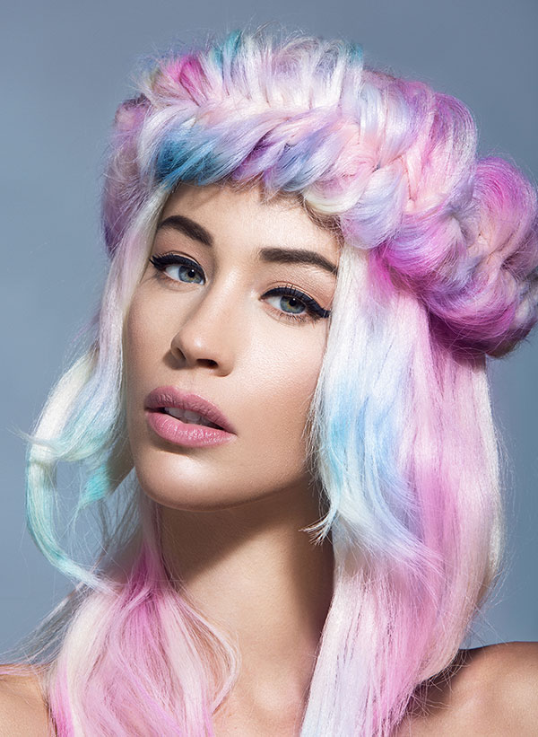 Kaya Guerreiro - Coiffeuse / Maquilleuse Kaya Guerreiro