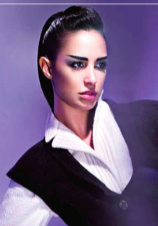 Kaya Guerreiro - Coiffeuse / Maquilleuse Kaya Guerreiro