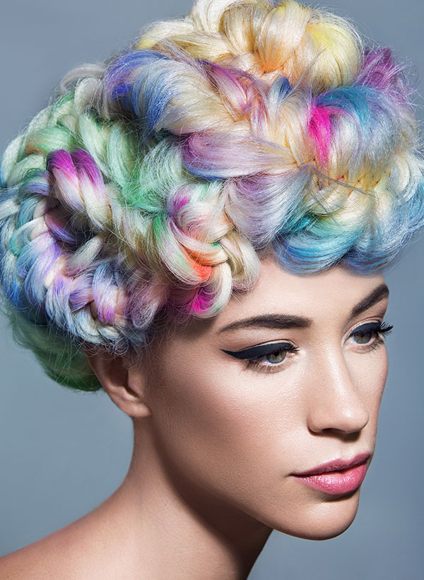 Kaya Guerreiro - Coiffeuse / Maquilleuse Kaya Guerreiro