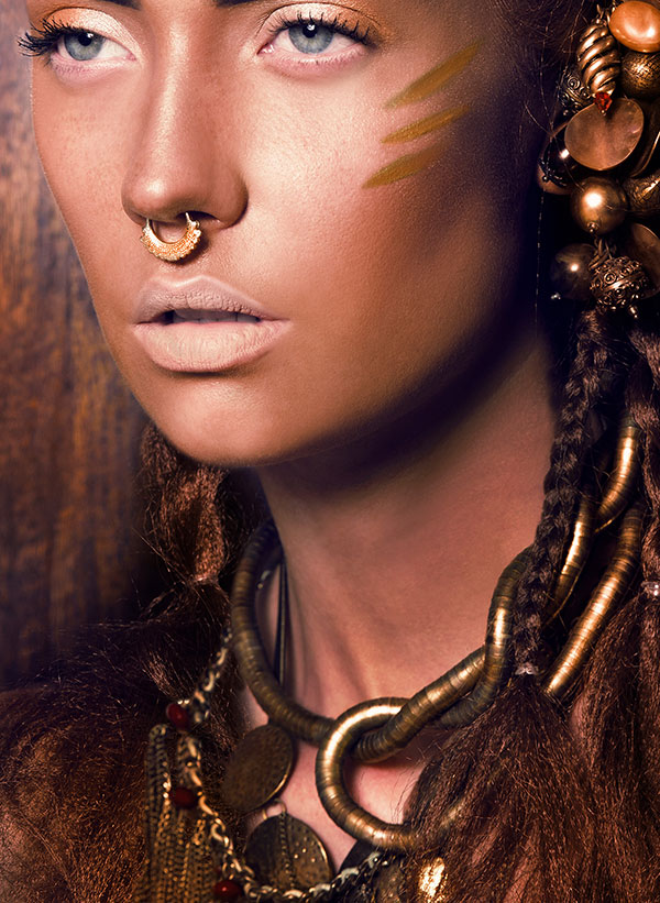 Kaya Guerreiro - Coiffeuse / Maquilleuse Kaya Guerreiro