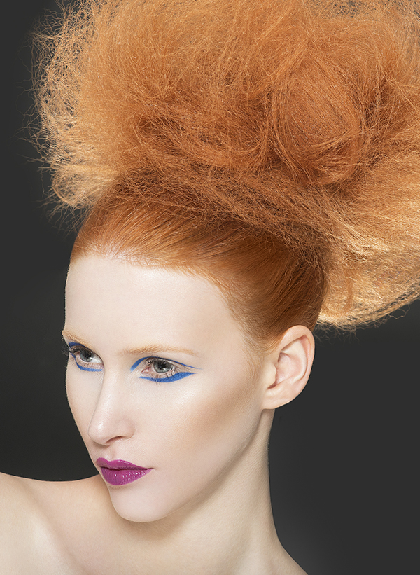 Omar Bouker - Coiffeur / Maquilleur Omar Bouker - Coiffeur / Maquilleur